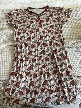 BAMBOO Cream Dress with Brown Leaf & Heart Motif